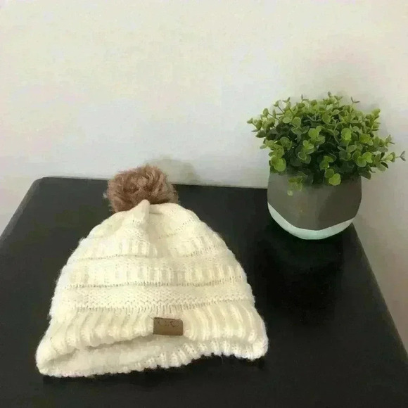 C.C Ivory Beanie with PomPom Topper - Picture 1 of 3